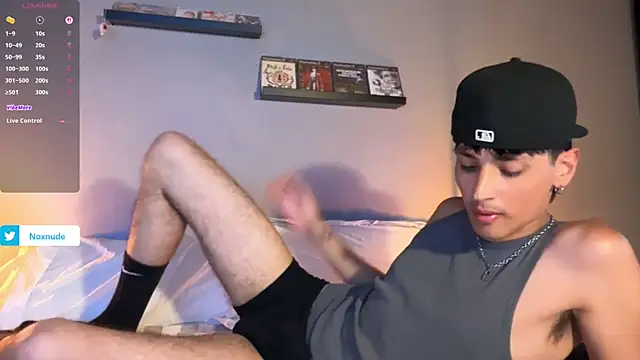Snapshot of noxnude chatting on June 4, 2026, 10:25 pm noxnude online show from June 4, 2026, 10:25 pm