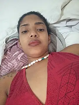 Morenafoguenta online show from June 25, 2026, 6:18 am