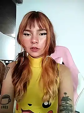 JennBenett  online show from November 27, 2025, 12:16 pm