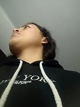 Snapshot of Susan_Owens chatting on December 15, 2025, 9:26 am Susan Owens online show from December 15, 2025, 9:26 am