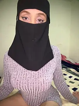 Snapshot of arabayla chatting on December 3, 2025, 2:45 am arabayla online show from December 3, 2025, 2:45 am