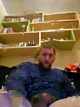 Snapshot of 18cmAndr chatting on November 28, 2025, 8:20 pm 18cmAndr online show from November 28, 2025, 8:20 pm