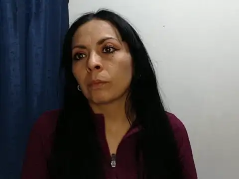 Paolahotty online show from December 13, 2025, 8:15 pm