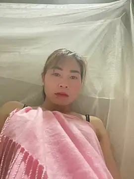 meganmeo online show from May 11, 2026, 10:40 pm