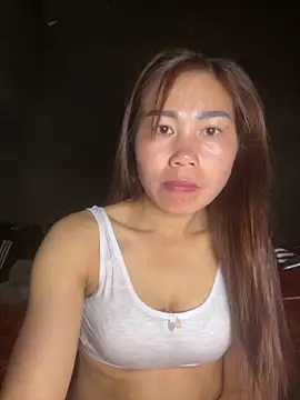 meganmeo online show from March 4, 2026, 3:14 am