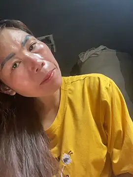 meganmeo online show from May 21, 2026, 5:49 am