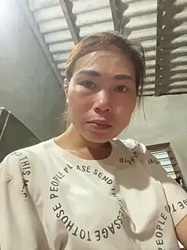 meganmeo online show from April 3, 2026, 12:44 pm