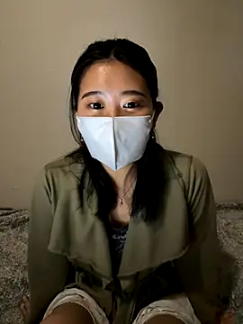 Snapshot of Minagi_Shizuku chatting on December 4, 2025, 11:15 pm Minagi Shizuku online show from December 4, 2025, 11:15 pm