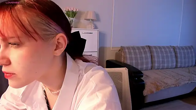 SweetieMarry online show from April 5, 2026, 2:51 am