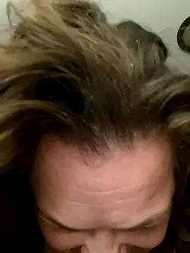 Snapshot of Tasmine chatting on November 23, 2025, 2:38 pm Tasmine online show from November 23, 2025, 2:38 pm