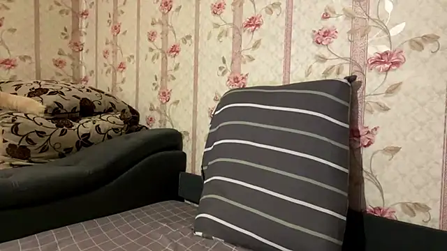 Katebarbie online show from February 23, 2026, 9:26 pm