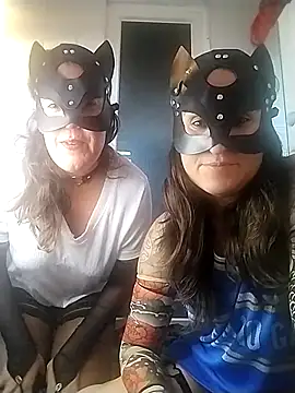 BraKai2020 online show from November 30, 2025, 4:41 pm