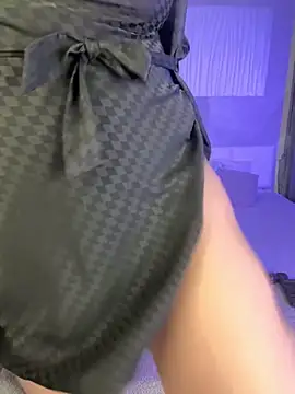 Snapshot of Amalia_Lia_ chatting on December 1, 2025, 6:20 pm Amalia Lia online show from December 1, 2025, 6:20 pm