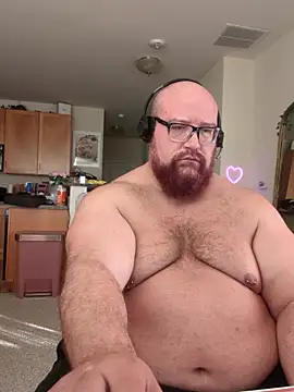 BigBearforCuddles online show from April 22, 2026, 10:38 pm