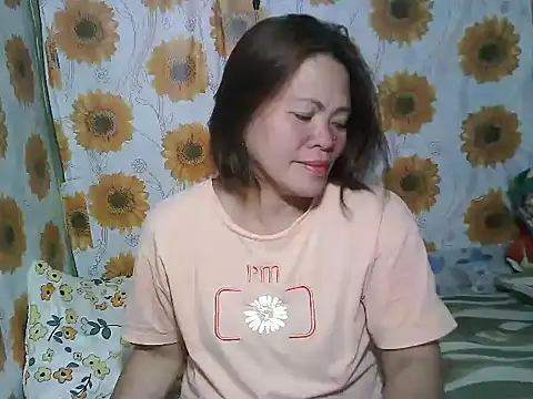 Snapshot of Smilinglovely chatting on March 17, 2026, 6:38 am Smilinglovely online show from March 17, 2026, 6:38 am