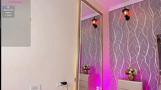 Snapshot of Julia_rivers chatting on December 2, 2025, 1:02 pm Julia rivers online show from December 2, 2025, 1:02 pm