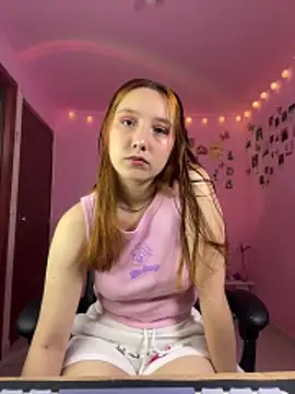 Davne  online show from March 13, 2026, 7:08 pm