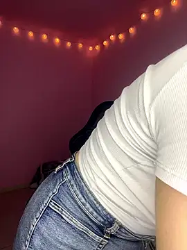 Davne  online show from January 11, 2026, 11:55 pm