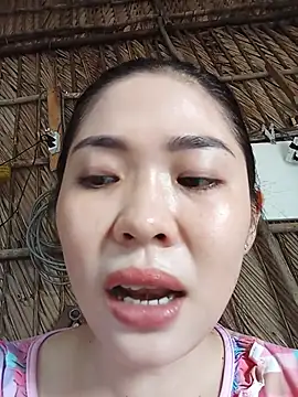 Snapshot of Lin-kute98 chatting on May 13, 2026, 2:18 am Lin-kute98 online show from May 13, 2026, 2:18 am
