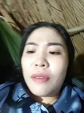 Snapshot of Lin-kute98 chatting on May 5, 2026, 1:58 pm Lin-kute98 online show from May 5, 2026, 1:58 pm