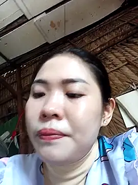 Snapshot of Lin-kute98 chatting on May 11, 2026, 2:13 am Lin-kute98 online show from May 11, 2026, 2:13 am