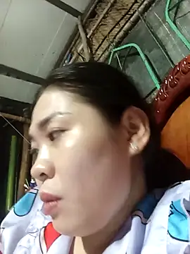 Snapshot of Lin-kute98 chatting on May 4, 2026, 1:47 pm Lin-kute98 online show from May 4, 2026, 1:47 pm