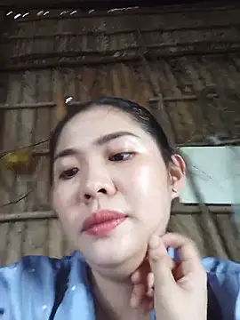 Snapshot of Lin-kute98 chatting on May 18, 2026, 4:29 am Lin-kute98 online show from May 18, 2026, 4:29 am