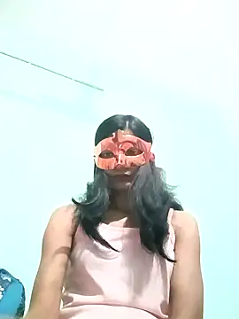 BHABHI HOT 5 online show from December 14, 2025, 7:19 pm