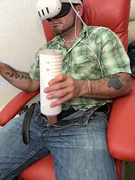 Snapshot of 2addictivelyhorny chatting on March 10, 2026, 2:32 pm 2addictivelyhorny online show from March 10, 2026, 2:32 pm