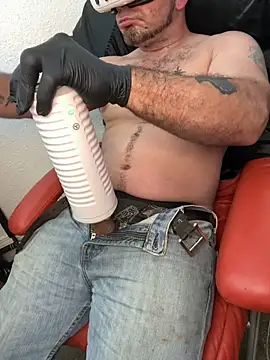 Snapshot of 2addictivelyhorny chatting on March 3, 2026, 10:11 am 2addictivelyhorny online show from March 3, 2026, 10:11 am