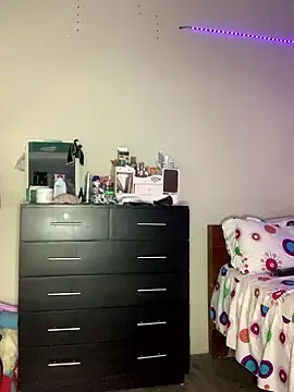 Snapshot of angelxxx95 chatting on January 13, 2026, 6:45 pm angelxxx95 online show from January 13, 2026, 6:45 pm