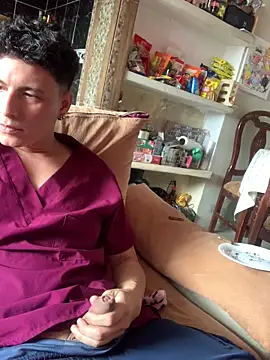 Snapshot of angelxxx95 chatting on February 11, 2026, 7:14 pm angelxxx95 online show from February 11, 2026, 7:14 pm