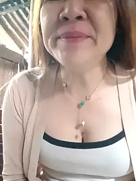 Lily-ross22 online show from January 11, 2026, 3:46 am