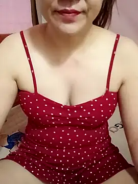 Lily-ross22 online show from May 28, 2026, 11:32 pm