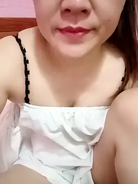 Lily-ross22 online show from May 31, 2026, 5:02 am