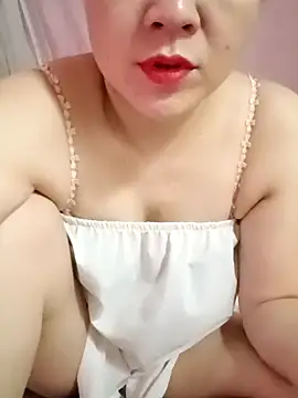 Lily-ross22 online show from May 24, 2026, 4:18 pm
