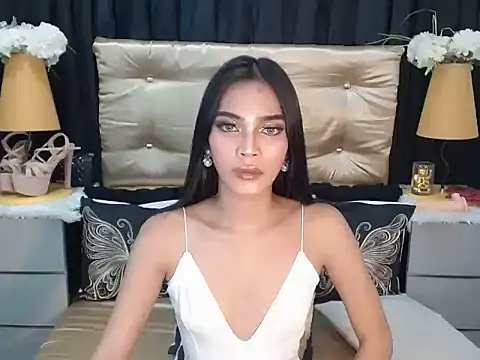 Snapshot of SexyPetiteAra chatting on November 28, 2025, 10:54 pm SexyPetiteAra online show from November 28, 2025, 10:54 pm