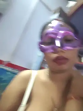 aarti03fb online show from April 20, 2026, 5:58 pm