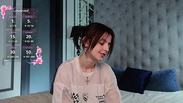 SharaSauer online show from March 20, 2026, 1:06 am