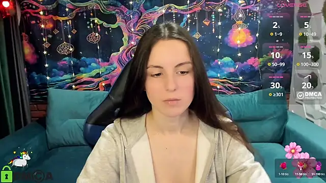 Snapshot of VeronicaSweeet chatting on December 16, 2025, 2:32 pm VeronicaSweeet online show from December 16, 2025, 2:32 pm