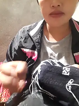 Snapshot of mai-mai-97 chatting on November 27, 2025, 6:08 pm mai-mai-97 online show from November 27, 2025, 6:08 pm