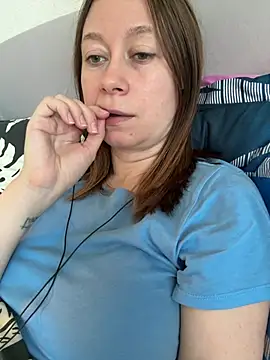 Snapshot of Brooke_lover chatting on June 2, 2026, 4:45 am Brooke lover online show from June 2, 2026, 4:45 am