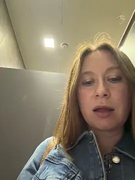 Snapshot of Brooke_lover chatting on May 21, 2026, 7:06 am Brooke lover online show from May 21, 2026, 7:06 am