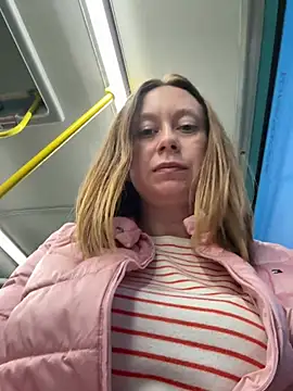 Snapshot of Brooke_lover chatting on May 12, 2026, 6:58 pm Brooke lover online show from May 12, 2026, 6:58 pm