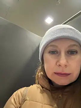 Brooke lover online show from March 20, 2026, 6:58 am