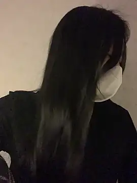 lana-kan online show from March 12, 2026, 2:32 pm