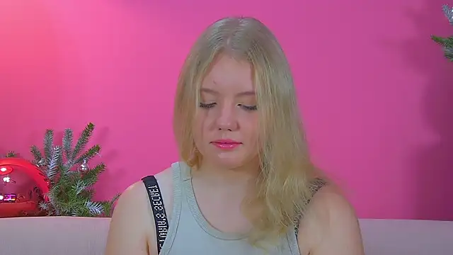 Snapshot of EmilyEvanse chatting on December 22, 2025, 6:24 am EmilyEvanse online show from December 22, 2025, 6:24 am