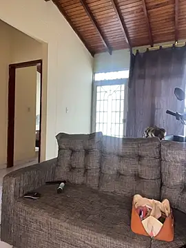 Miia moonn online show from March 15, 2026, 4:36 pm