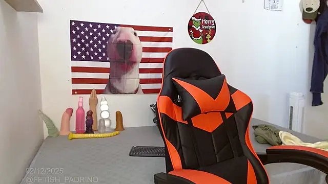 holegape online show from December 2, 2025, 2:52 pm