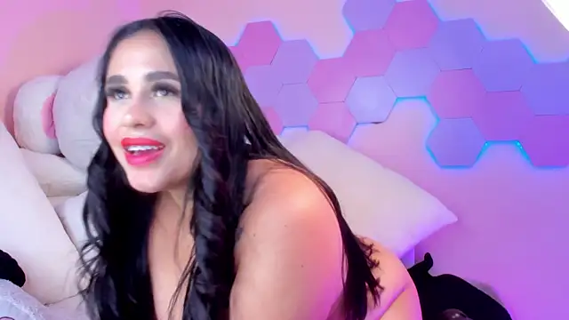 Snapshot of Julietaa_1 chatting on May 20, 2026, 3:47 am Julietaa 1 online show from May 20, 2026, 3:47 am